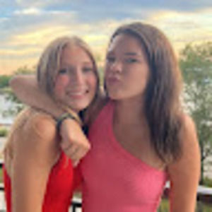 Meet your Posher, Delia